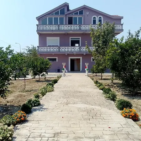 Villas Elenna For Rent Feeling Home
